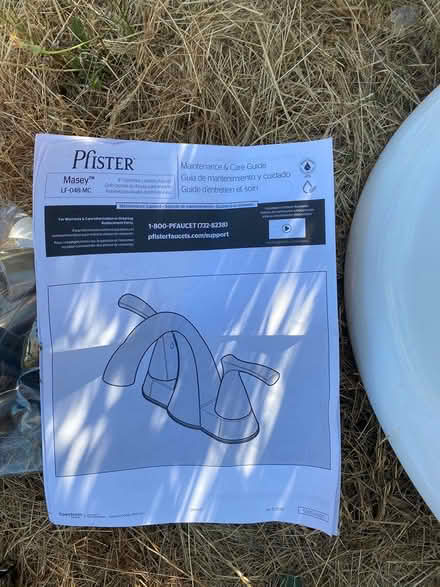 Photo of free Sink and Faucet (Montlake (98112)) #1
