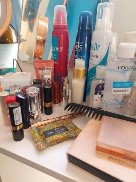 Photo of free Cosmetic collection & storage pot (Wolverhampton WV3) #2
