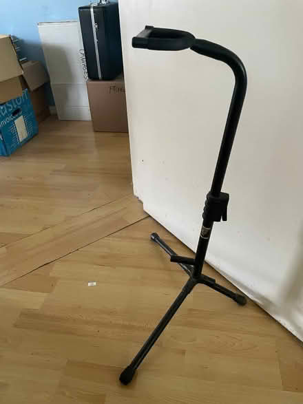 Photo of free Single Guitar Stand (Purbeck District BH19) #4