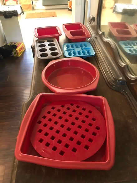 Photo of free Silicone Bakeware (Heights) #1