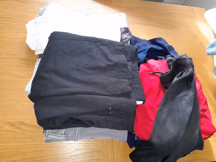 Photo of free Mens clothes - 32 waist & M/L tops (CV8) #1