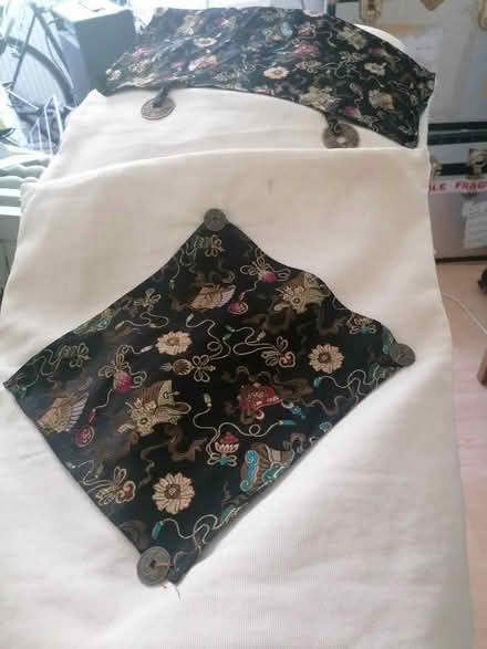 Photo of free Cushion Covers Chinese design (Purley CR8) #1