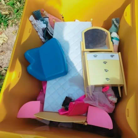 Photo of free Dolls Inc Barbie Bratz (Prittlewell SS2) #1