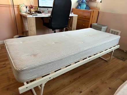 Photo of free Single pop up trundle bed (South Norwood) #4