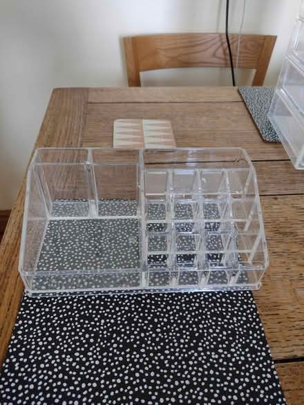 Photo of free Make-up organisers (Dennistoun G31) #4