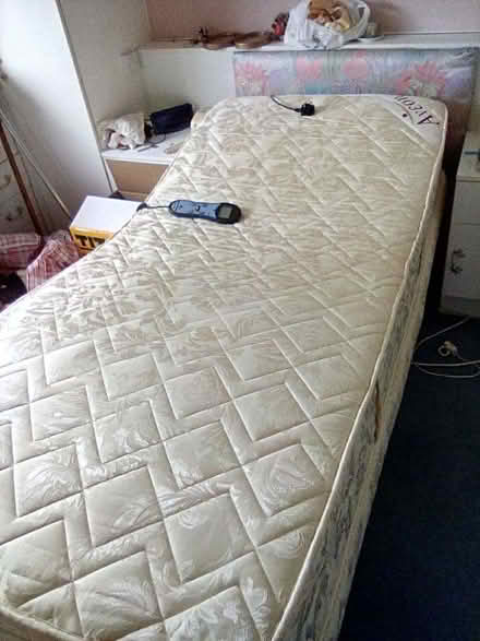 Photo of free Electrically controlled single bed NOT YET taken (Pond Park HP5) #1