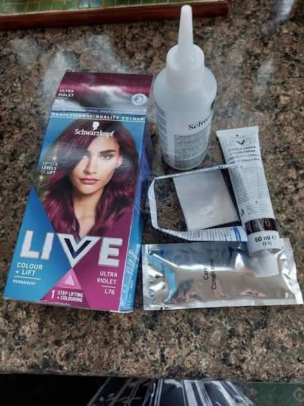 Photo of free Schwarzkopf LIVE Ultra Violet hair colour (Little Heath RM6) #1