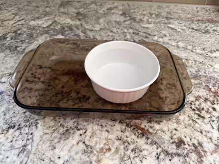 Photo of free Two glass cooking dishes (Kemptville) #1