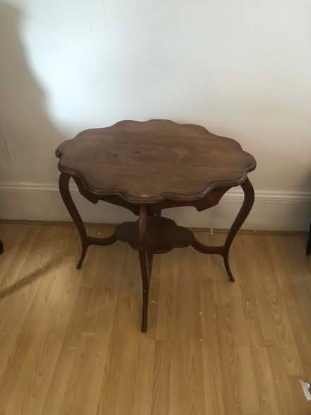 Photo of free Georgian/Victorian antique table (NW2) #3