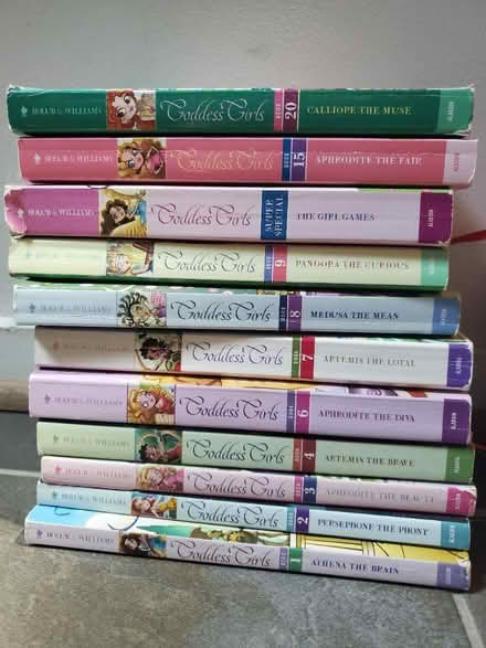 Photo of free Goddess Girls books (20016) #1