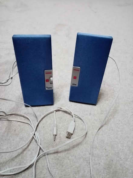 Photo of free Computer speakers (Queens Park MK40) #1