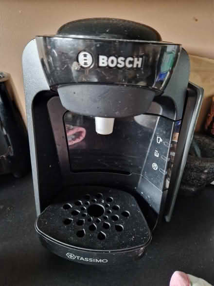 Photo of free Coffee machine (needs a good clean) (Kingsknowe EH14) #1