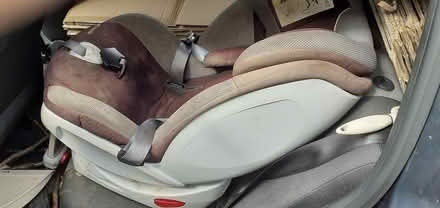 Photo of free Hauck 1-18kg car seat (Near eastville park BS16) #3