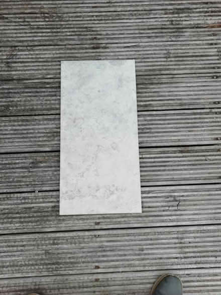 Photo of free Sample tile (SE9) #1