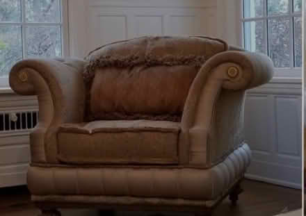 Photo of free Couch and matching chairs (New Rochelle) #2