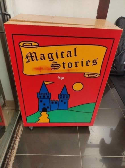 Photo of free Kids library box (Watford WD25) #3