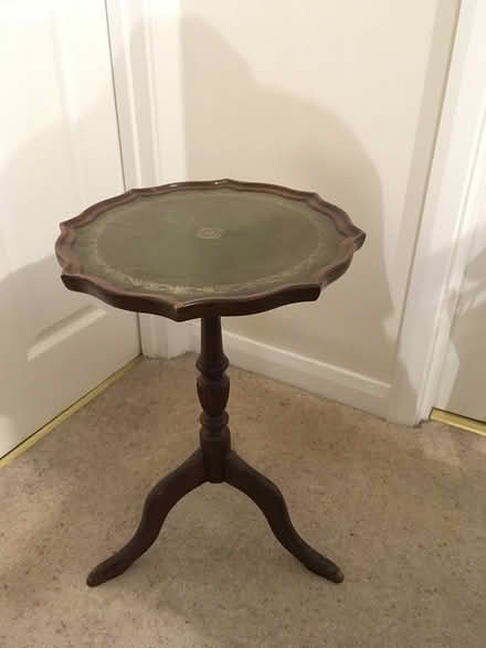 Photo of free Vintage table (Coulsdon CR5) #1