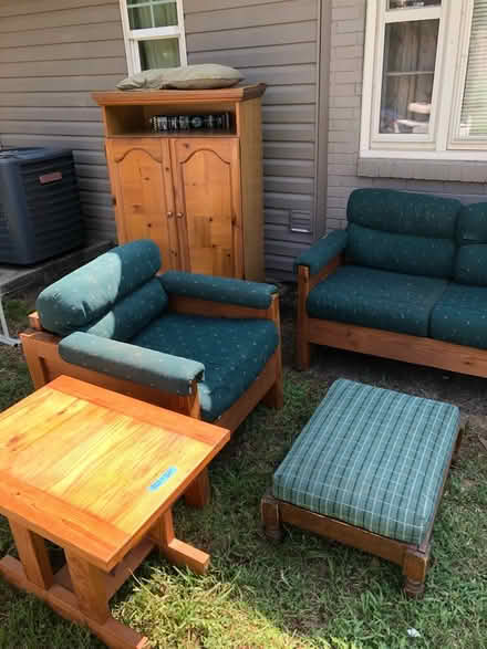Photo of free Living Room Furniture (8801 Barber in Sherwood) #1