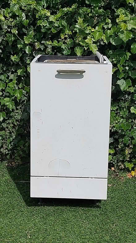 Photo of free integrated dishwasher (Wibsey BD6) #2