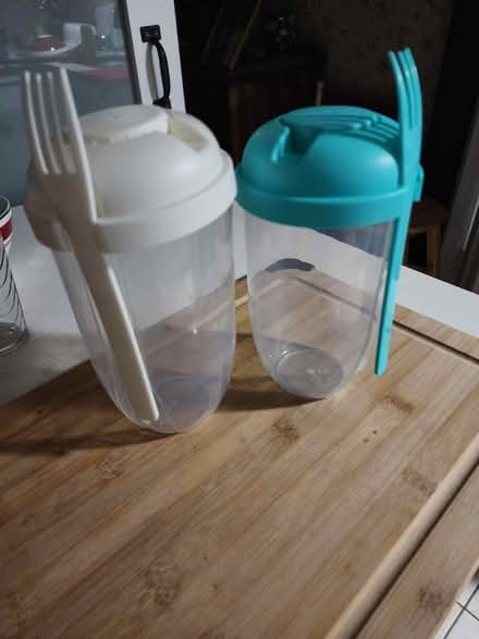 Photo of free Salad to go containers (Aurora/ North end) #1