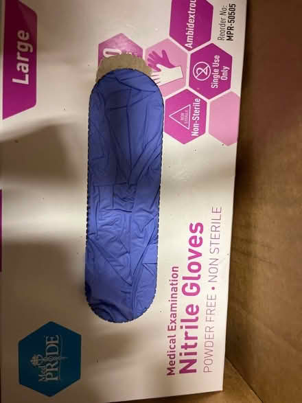 Photo of free Miscellaneous incontinence supplies (Chesterbrook Rd & N Albemarle) #4