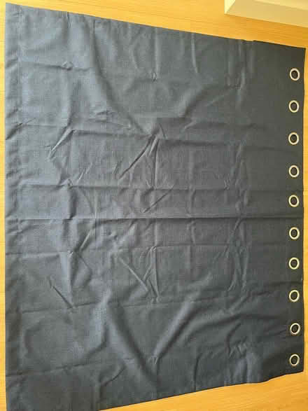 Photo of free Single curtain ultra blackout (Staple CT3) #1