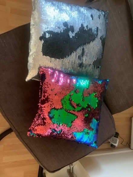 Photo of free Glitter cushions (Luton LU3) #1