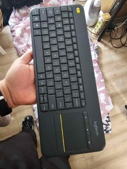 Photo of free Logitech k400 plus wireless keyboard US layout (Bedwell SG1) #3