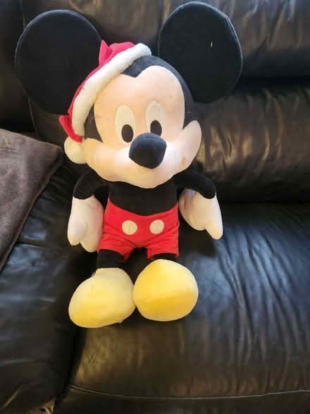 Photo of free 2ft Christmas Mickey Mouse soft toy (Acocks Green B27) #2