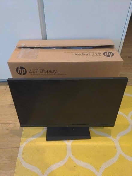 Photo of free HP Z27 4k monitor Damaged (BN14) #1