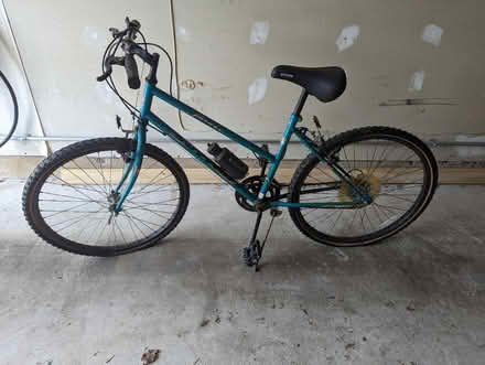 Photo of free Old bike (Ashburn Farm) #2