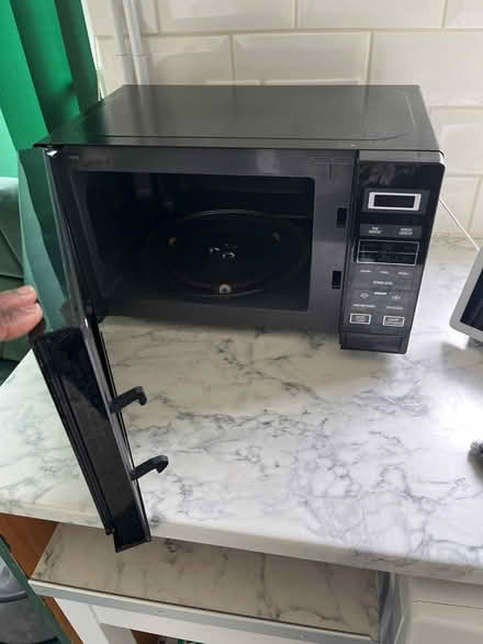 Photo of free Microwave (Beeston, Nottingham) #2