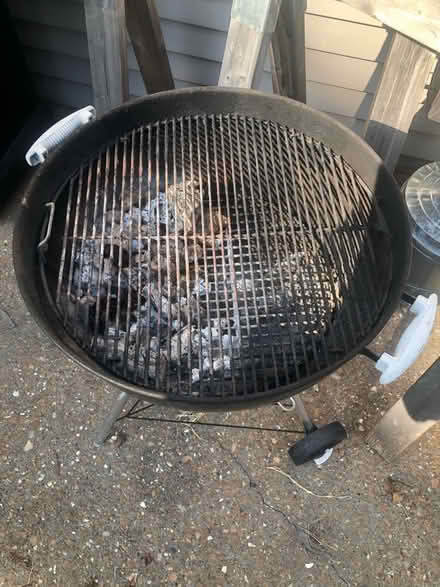 Photo of free Weber Kettle (Des Peres) #2