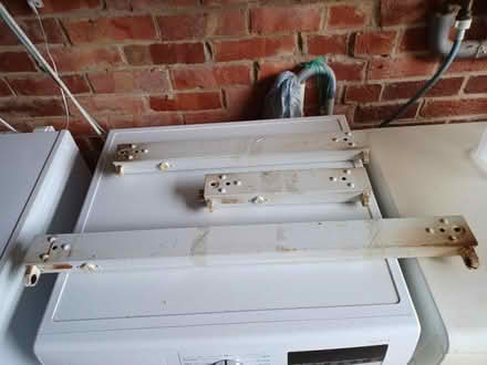 Photo of free Fluorescent light fittings (Southborough TN4) #1