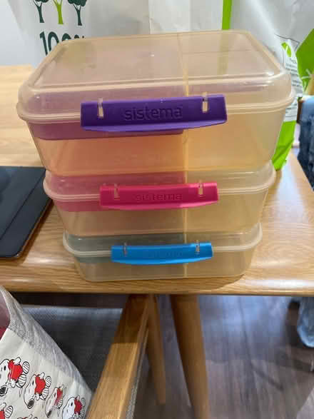 Photo of free 3 lunch boxes (OX1, Kennington) #1