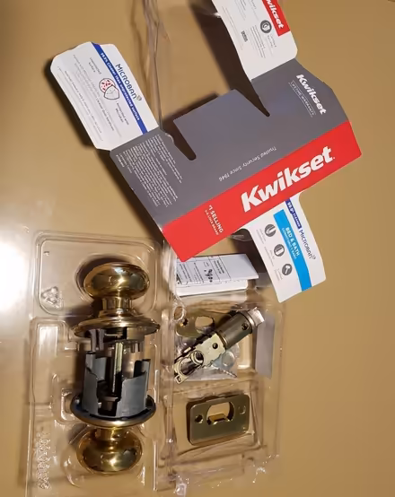 Photo of free Doorknob set (Schaumburg & Barrington Rds) #1