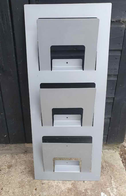 Photo of free Magazine rack (Lower Green TN2) #1