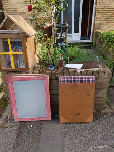 Photo of free Bunch of things (E8) #1