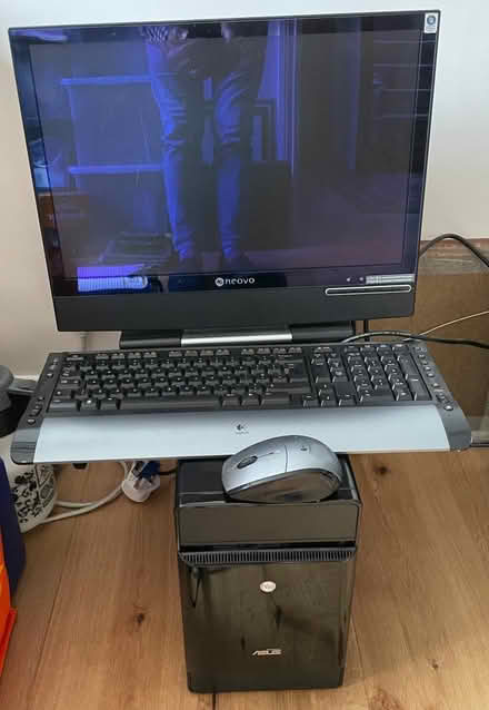 Photo of free Computer Tower, Monitor, Keyboard (Cutteslowe OX2) #1