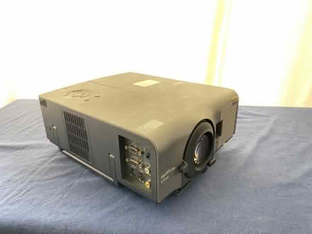 Photo of free Old video projector (Sutton in the Elms LE9) #1
