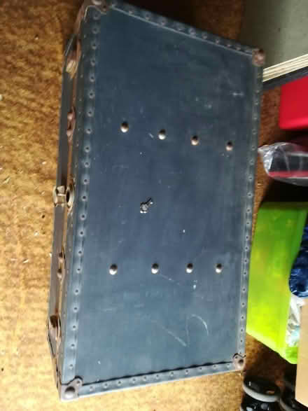Photo of free Old storage trunk (Dunstable LU6) #2