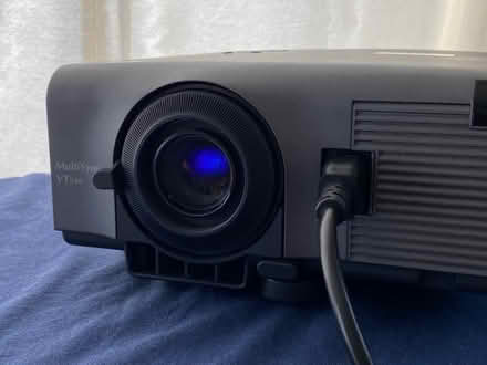 Photo of free Old video projector (Sutton in the Elms LE9) #3