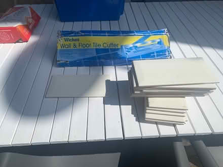 Photo of free 16 left over tiles and cutter (Idle Bradford) #3