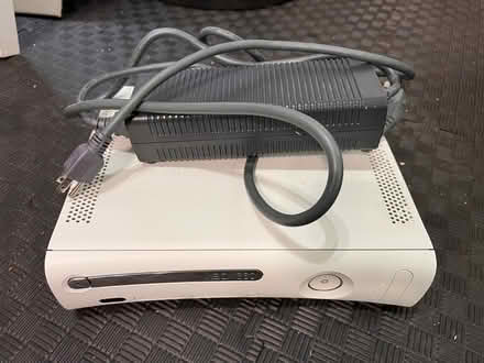 Photo of free Red ring Xbox 360 (Oakton) #1