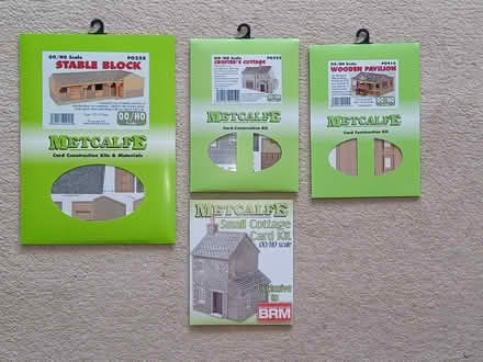 Photo of free Model Metcalfe cardboard buildings (Hitchin SG4) #1