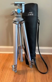 Photo of free Tripod (Wedgwood) #1