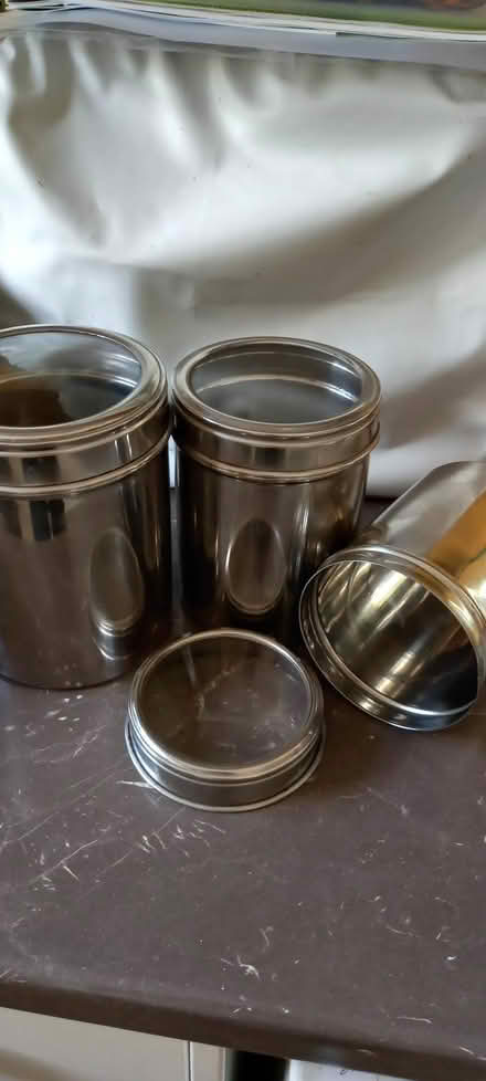 Photo of free Plates, bowls & storage canisters (Felling NE10) #4