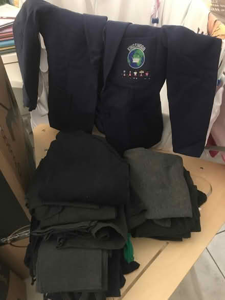Photo of free School uniform ( kings wood se27 (Gipsy hill) #1