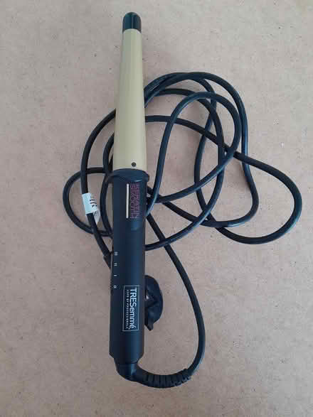 Photo of free TRESemme curling wand (Earlham NR5) #1