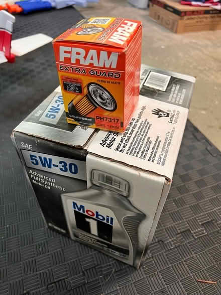 Photo of free Box of Mobil 1, 5w30 synthetic oil (Oakton) #1